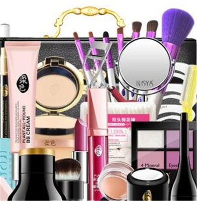 伊丽丝化妆品加盟 开启专业美妆事业新篇章